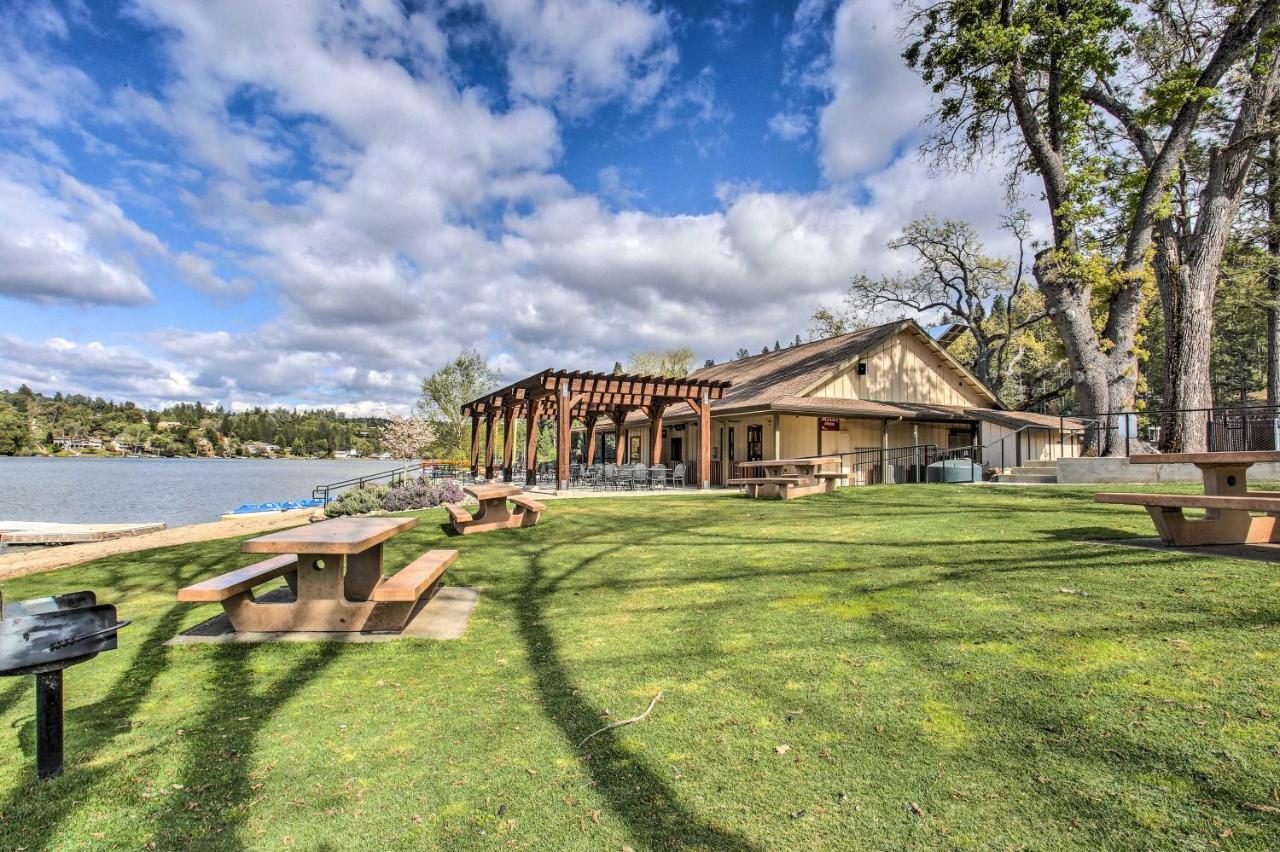 Groveland Gem With Deck, Game Room And Much More! Kültér fotó